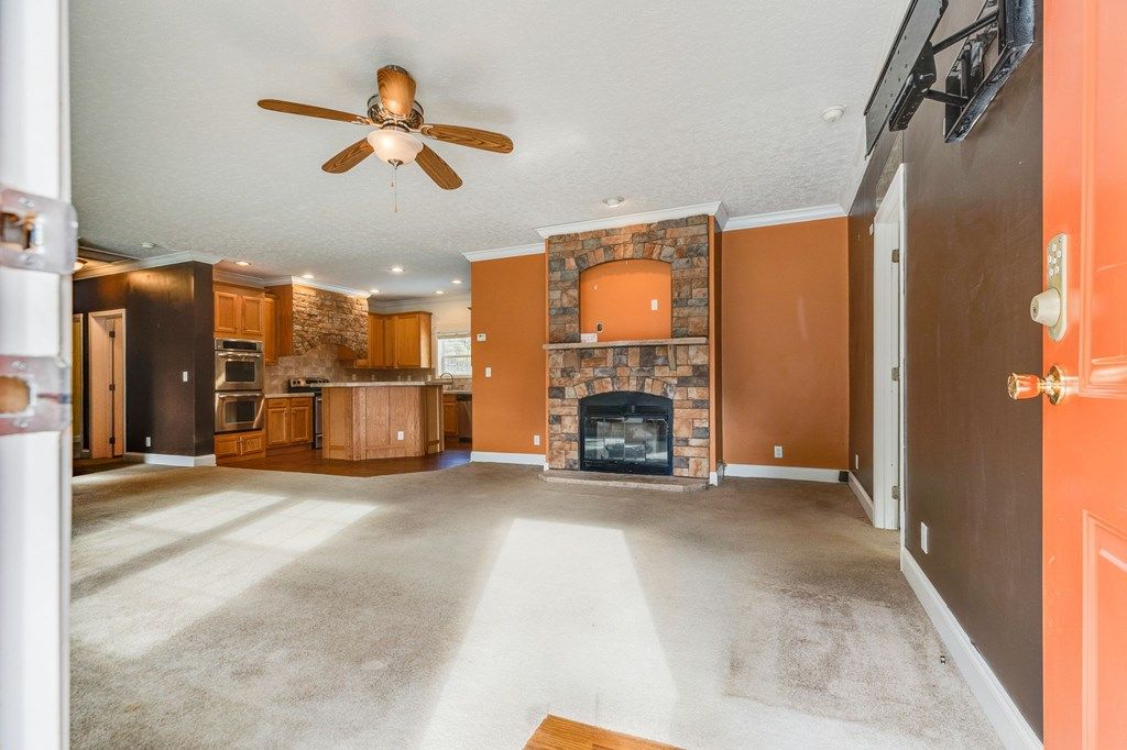 Photo of 1354 Franks Hollow Rd, Swords Creek, VA 24649 (MLS # 104445)