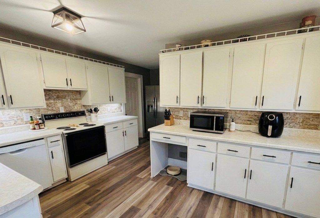 Photo of 154 Clinch Avenue, North Tazewell, VA 24630 (MLS # 110598)