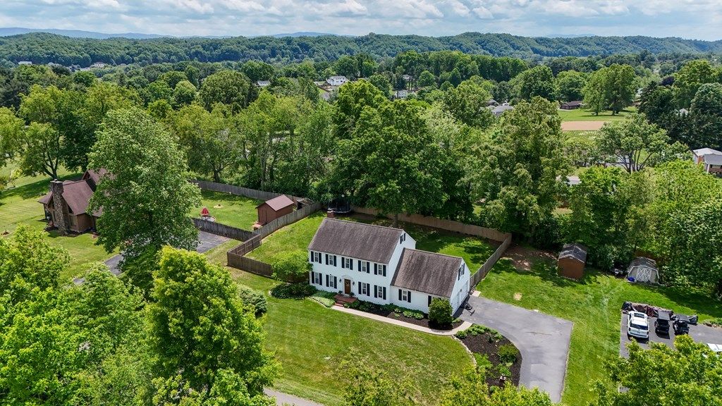 Photo of 20004 Avondale Rd, Abingdon, VA 24211 (MLS # 110099)