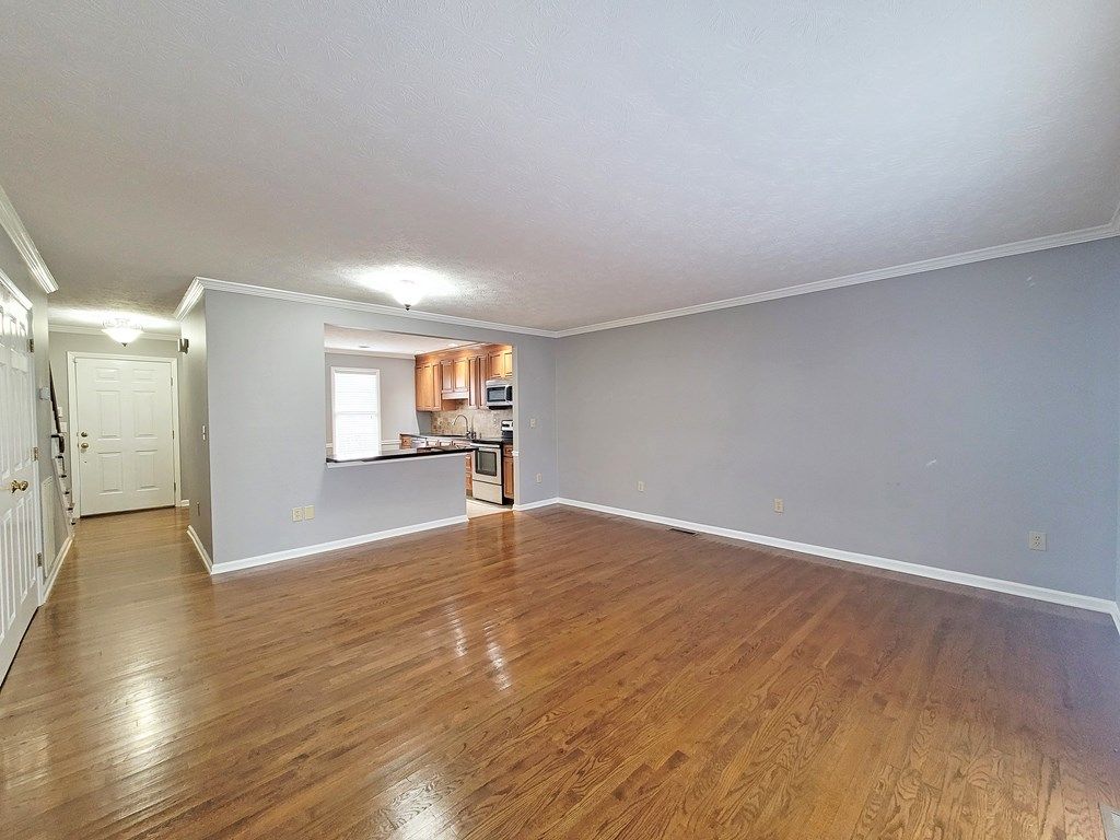 Photo of 817 Barclay Drive, Abingdon, VA 24210 (MLS # 104211)