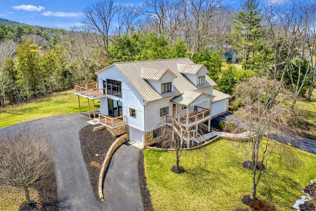 3000 Glade Rd