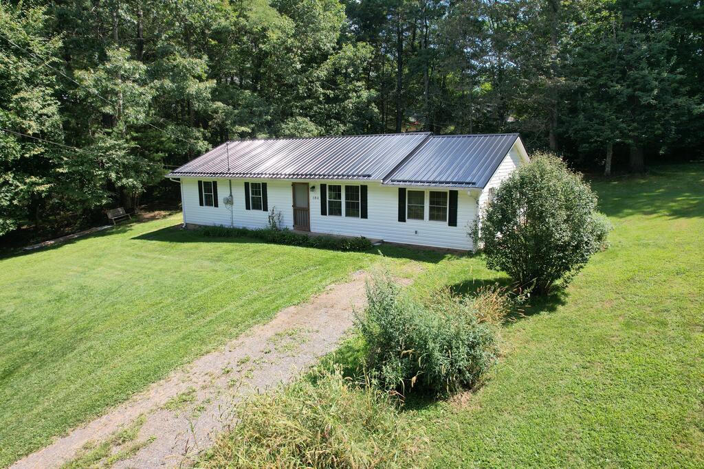 Photo of 186 Cottonwood LN, Hillsville, VA 24343 (MLS # 111734)