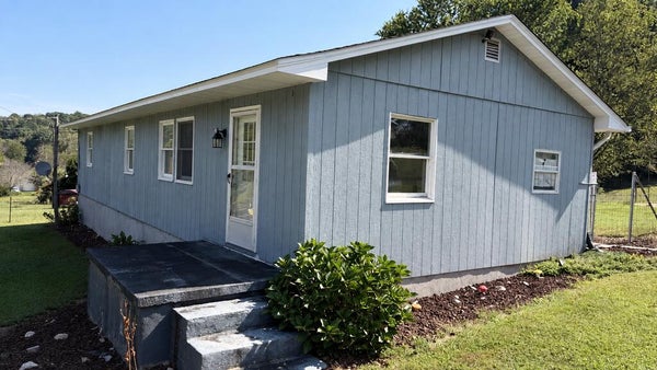 634 CURRIN VALLEY RD, MARION, VA 24354 - Image dedfbfb36d79b1047d099c4ebee2725f/976723757