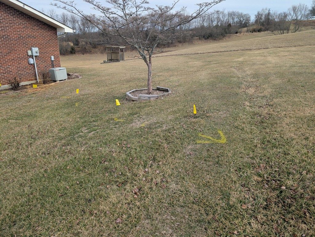 Photo of 390 Asbury Ln, Wytheville, VA 24382 (MLS # 109589)