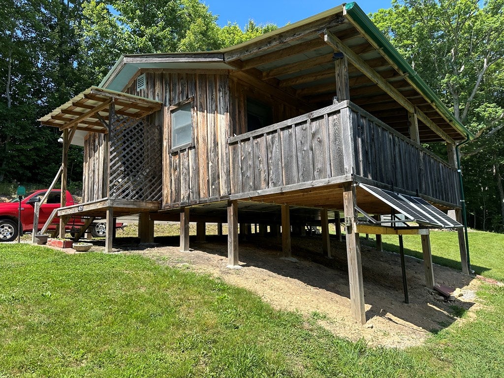 Photo of 409 Coalpit Branch Drive, Coeburn, VA 24320 (MLS # 110868)