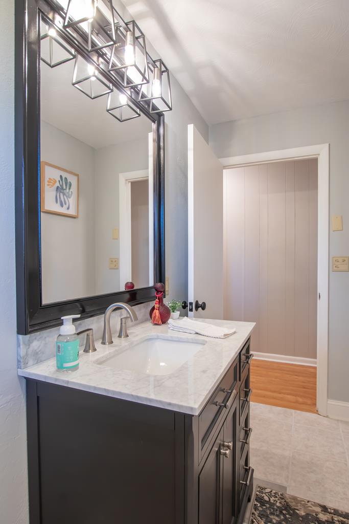 Marion, Virginia 24354, United States, 3 Bedrooms Bedrooms, ,3 BathroomsBathrooms,Residential,Active,69650