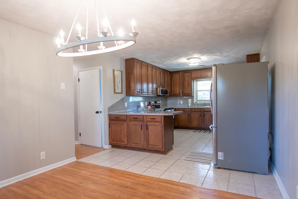 Marion, Virginia 24354, United States, 3 Bedrooms Bedrooms, ,3 BathroomsBathrooms,Residential,Active,69650