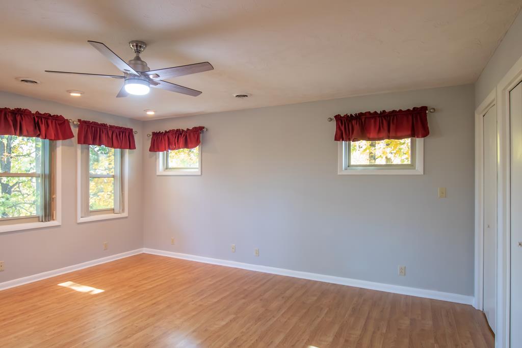 Marion, Virginia 24354, United States, 3 Bedrooms Bedrooms, ,3 BathroomsBathrooms,Residential,Active,69650