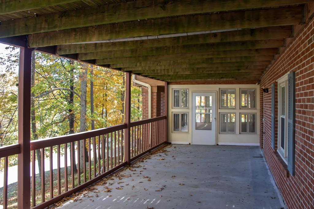 Marion, Virginia 24354, United States, 3 Bedrooms Bedrooms, ,3 BathroomsBathrooms,Residential,Active,69650