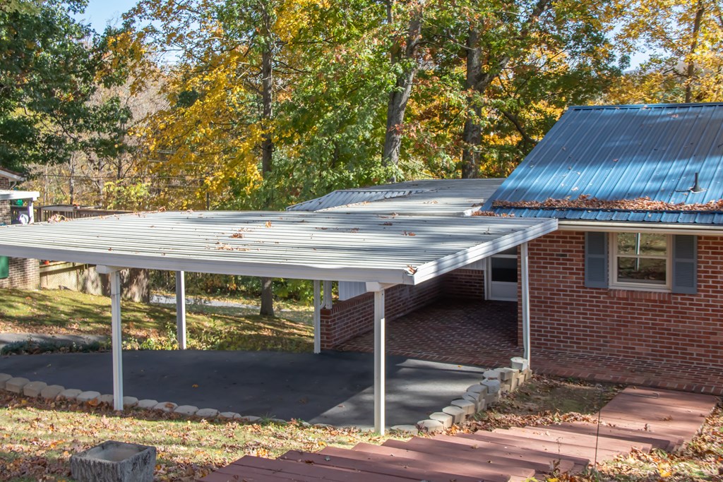 Marion, Virginia 24354, United States, 3 Bedrooms Bedrooms, ,3 BathroomsBathrooms,Residential,Active,69650