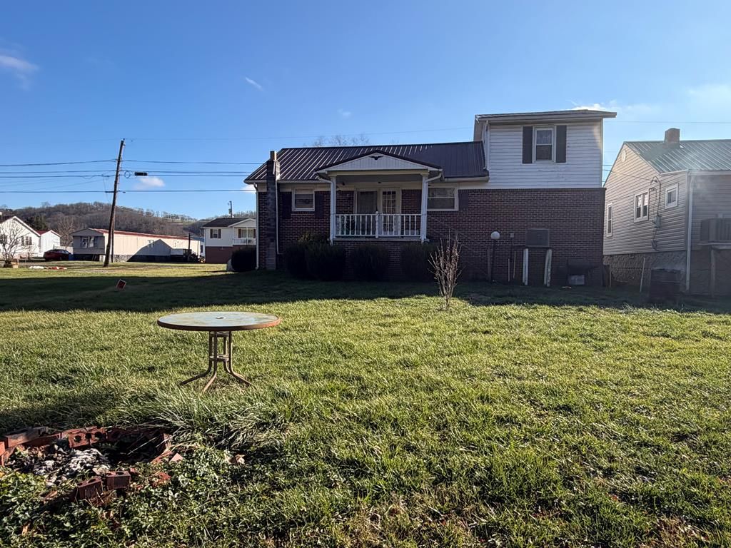 Photo of 189 Kirby Rd, Raven, VA 24639 (MLS # 104335)