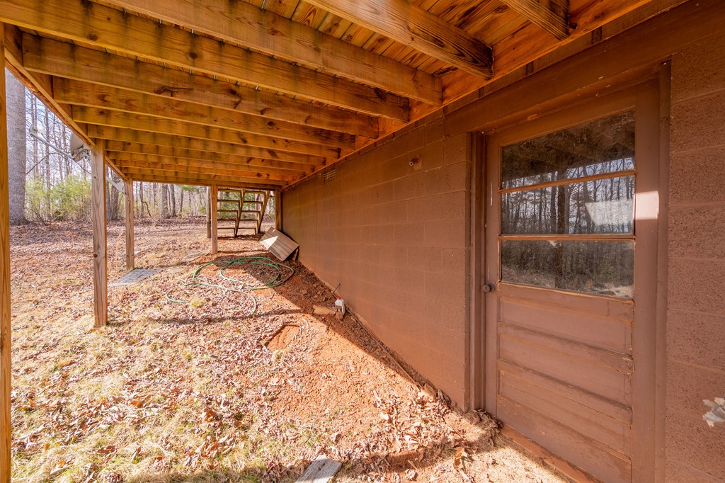 Dugspur, Virginia 24325, United States, 3 Bedrooms Bedrooms, ,1 BathroomBathrooms,Residential,Active,89855