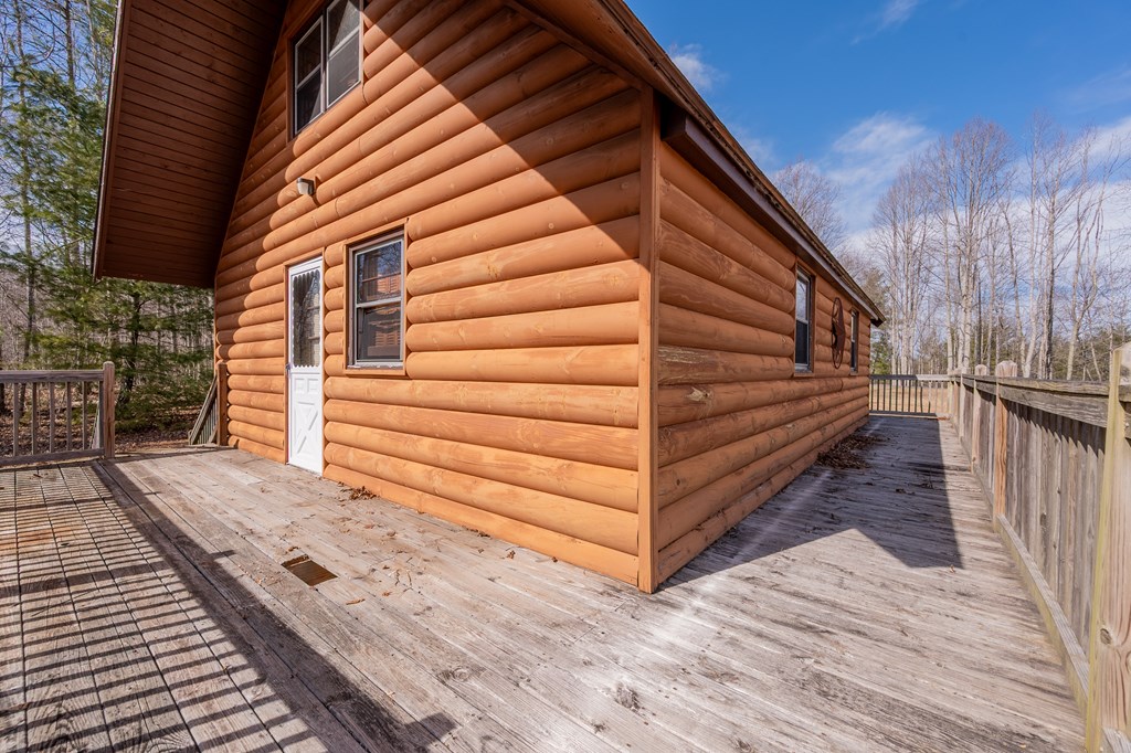 Dugspur, Virginia 24325, United States, 3 Bedrooms Bedrooms, ,1 BathroomBathrooms,Residential,Active,89855