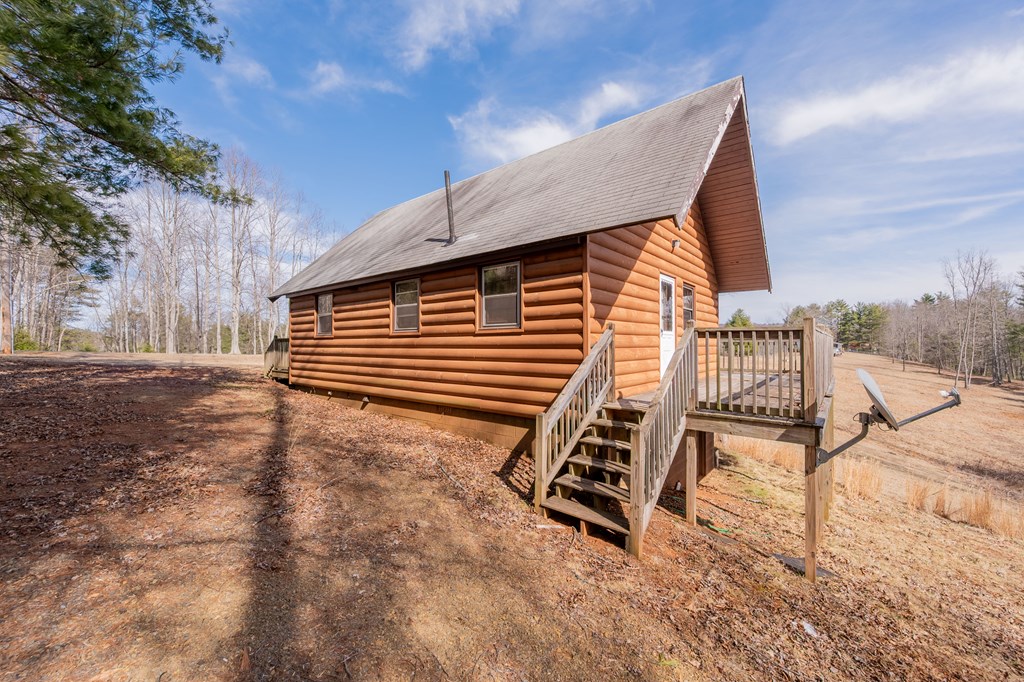 Dugspur, Virginia 24325, United States, 3 Bedrooms Bedrooms, ,1 BathroomBathrooms,Residential,Active,89855