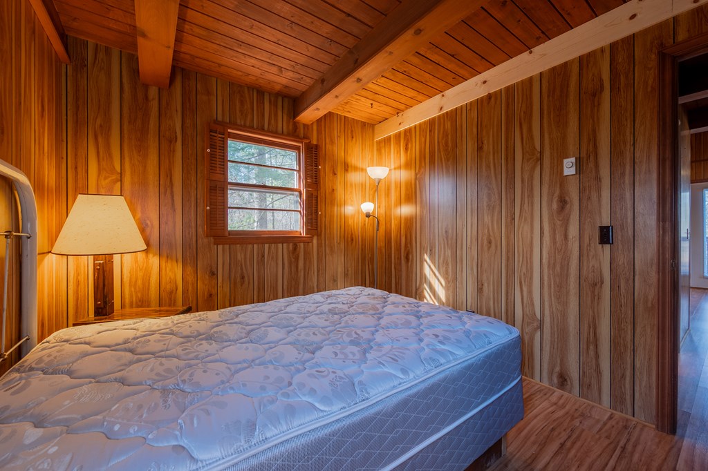 Dugspur, Virginia 24325, United States, 3 Bedrooms Bedrooms, ,1 BathroomBathrooms,Residential,Active,89855