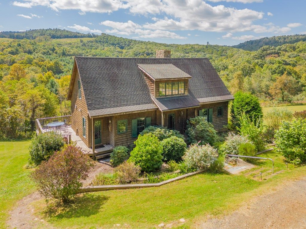 Photo of 877 Old Furnace Road, Floyd, VA 24091 (MLS # 109173)