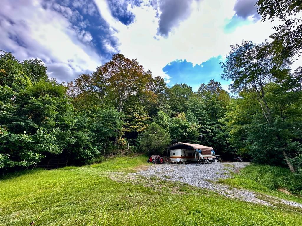 Photo of TBD Stoney Ridge Road #021-A-0026&11, Tazewell, VA 24605 (MLS # 103514)