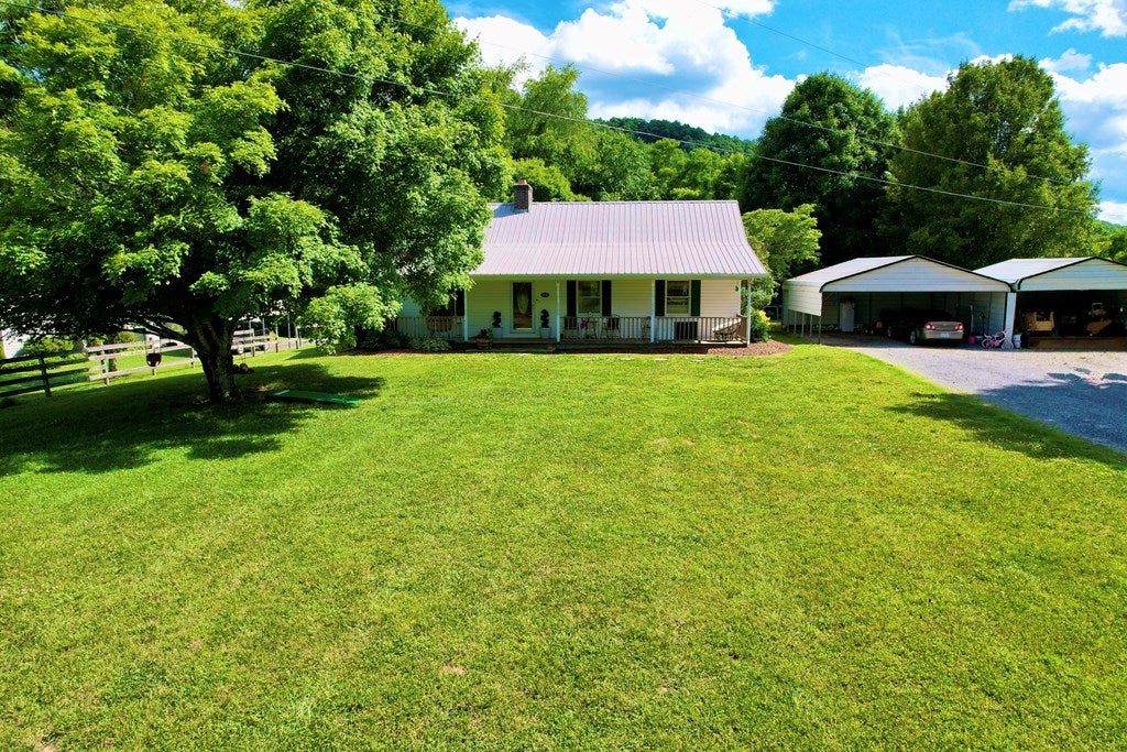 Photo of 26312 Pewter Ln, Abingdon, VA 24211 (MLS # 110759)