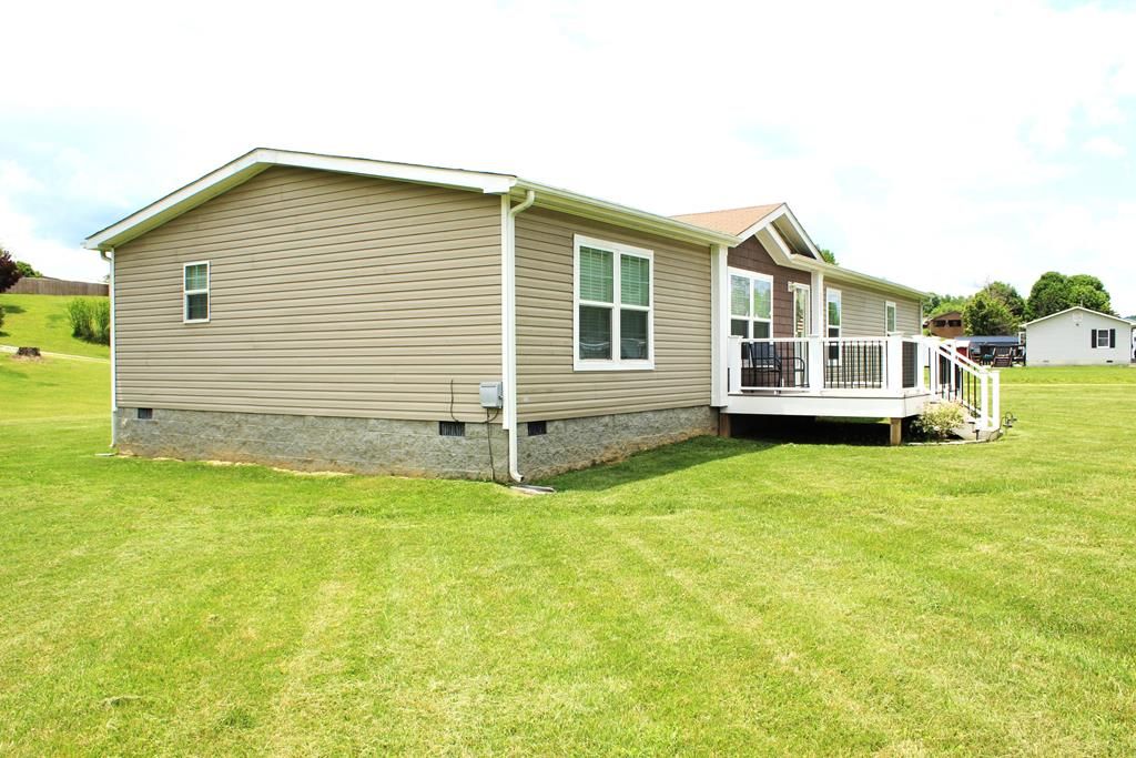 Photo of 223 Valley View Ave, Rural Retreat, VA 24368 (MLS # 110400)