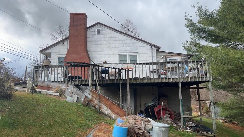 Photo of 3322 W Lee Highway, Wytheville, VA 24382 (MLS # 104284)