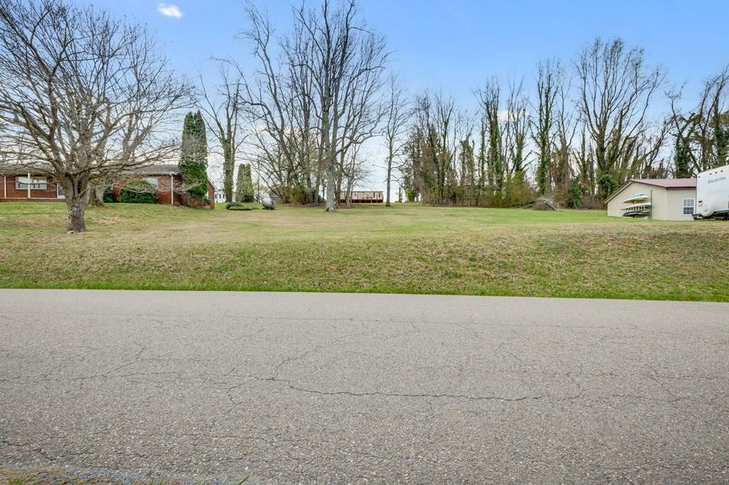 Photo of TBD Aven Ln #100 &amp; 101, Abingdon, VA 24211 (MLS # 109424)