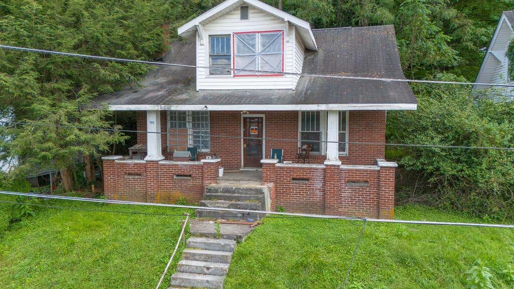 Photo of N/A 505 Tazewell Ave, Bluefield, VA 24605 (MLS # 111619)
