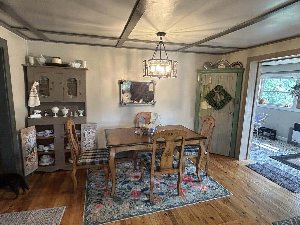 Photo of 104 Lansworth Drive, Austinville, VA 24312 (MLS # 111469)