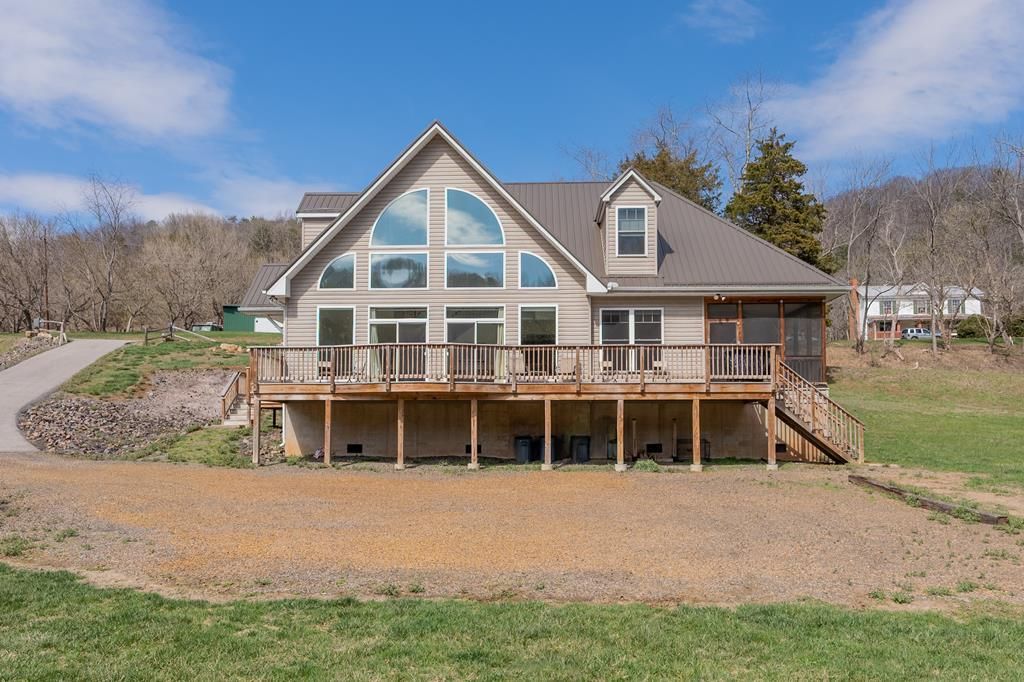 Photo of 4204 Clarks Ferry Rd, Draper, VA 24324 (MLS # 109268)