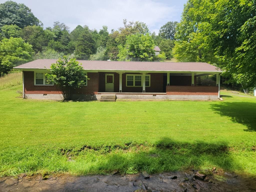 Photo of 743 Greasy Creek Rd, Wytheville, VA 24382 (MLS # 105976)