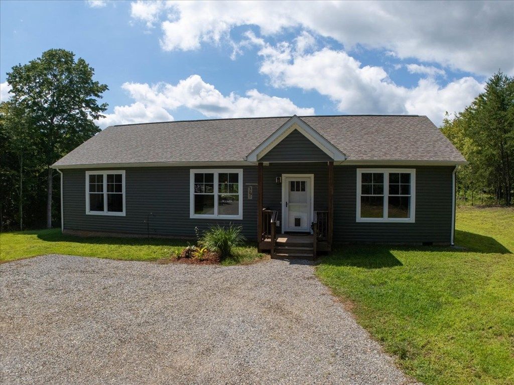 Photo of 301 Patrick County Farms Rd, Patrick Springs, VA 24133 (MLS # 103076)