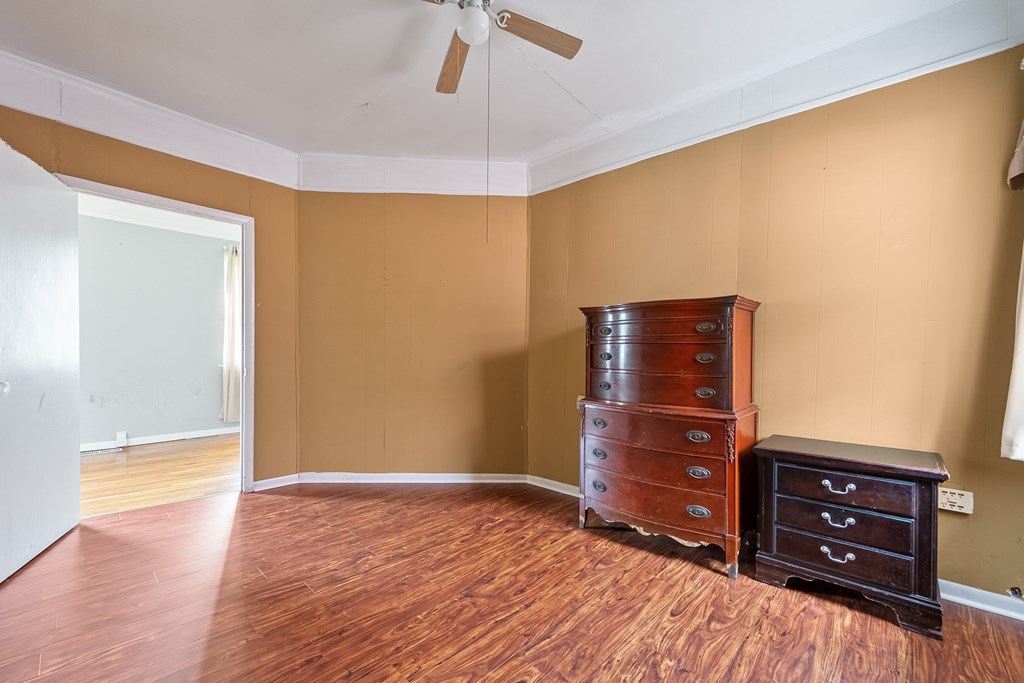 Wytheville, Virginia 24382, United States, 4 Bedrooms Bedrooms, ,2 BathroomsBathrooms,Residential,Active,170510