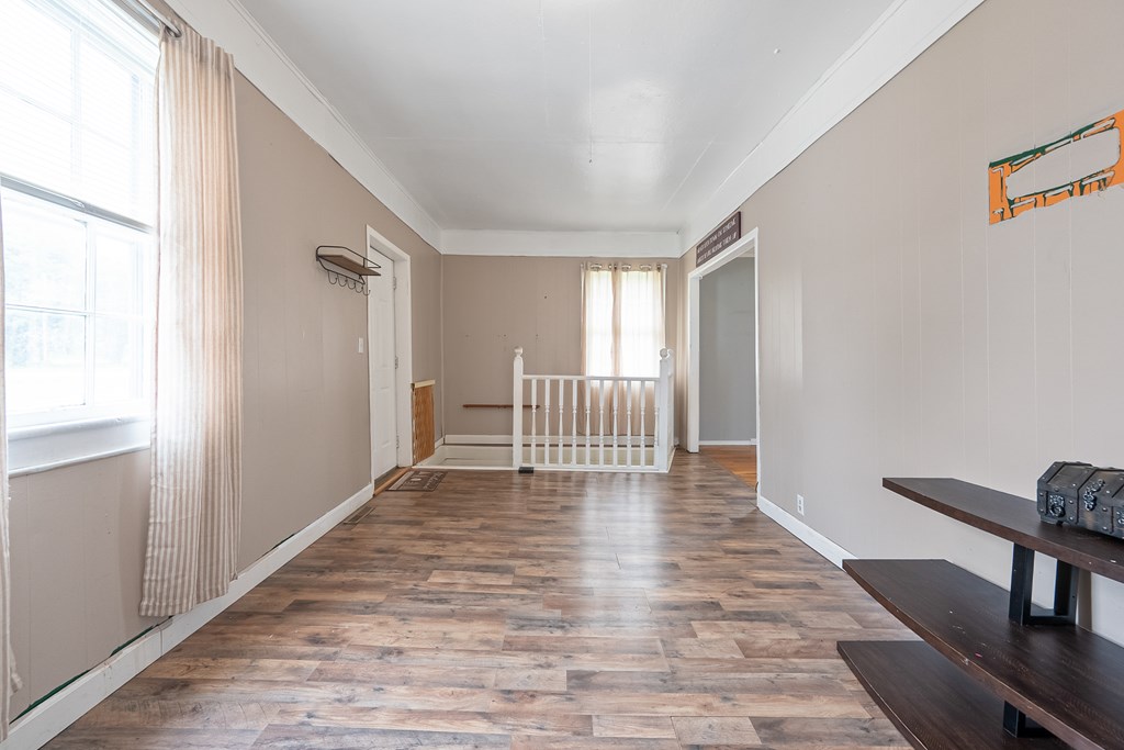 Wytheville, Virginia 24382, United States, 4 Bedrooms Bedrooms, ,2 BathroomsBathrooms,Residential,Active,170510