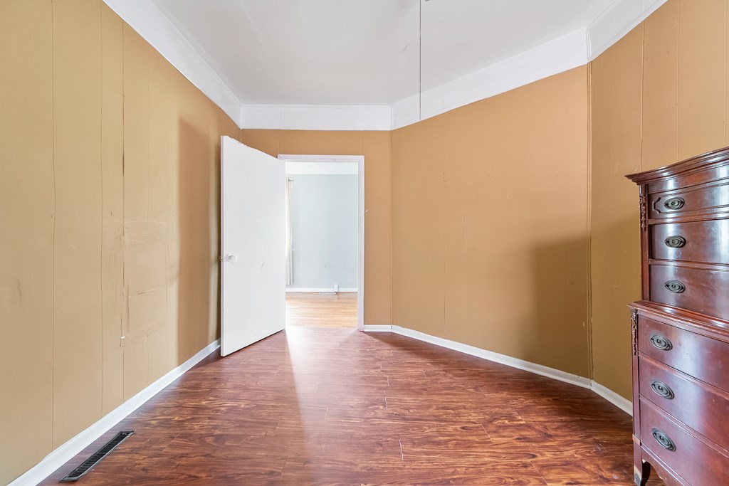 Wytheville, Virginia 24382, United States, 4 Bedrooms Bedrooms, ,2 BathroomsBathrooms,Residential,Active,170510