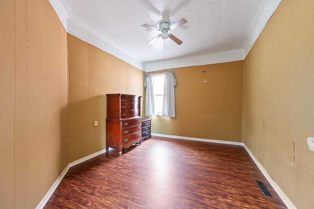 Wytheville, Virginia 24382, United States, 4 Bedrooms Bedrooms, ,2 BathroomsBathrooms,Residential,Active,170510