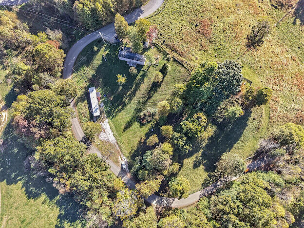 Photo of 3232 Morning Star Circle, Lebanon, VA 24266 (MLS # 112385)