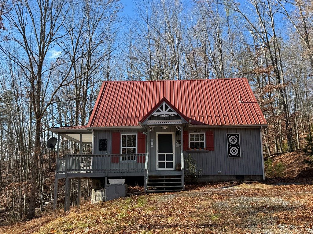 Photo of 329 Villa Heights Drive, Bastian, VA 24314 (MLS # 104309)