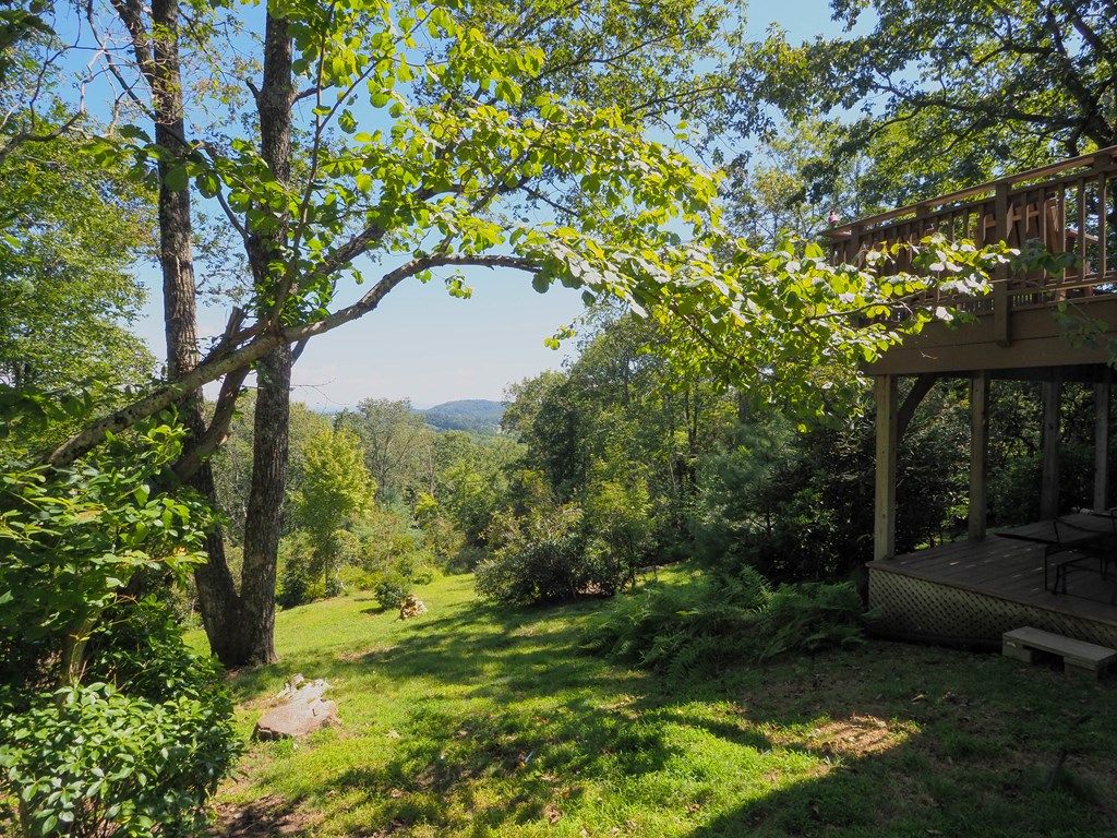 Photo of 827 Mountain View Dr, Fancy Gap, VA 24328 (MLS # 103569)