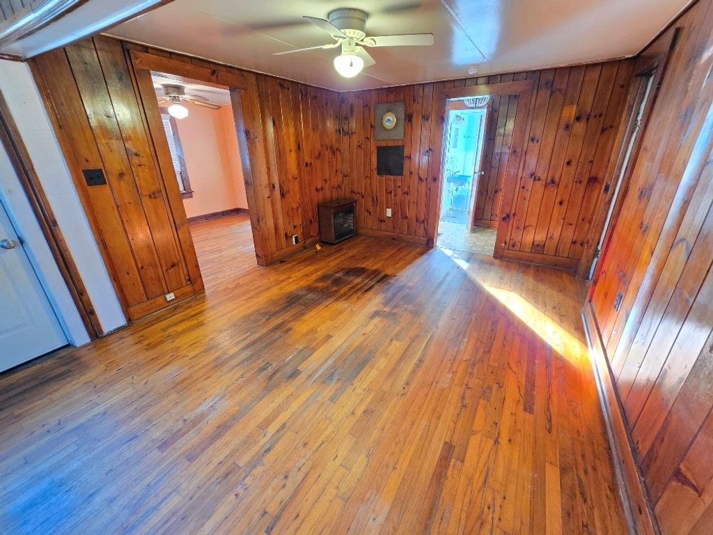 Photo of 6 Wolfsnare Ln, Fries, VA 24330 (MLS # 109963)
