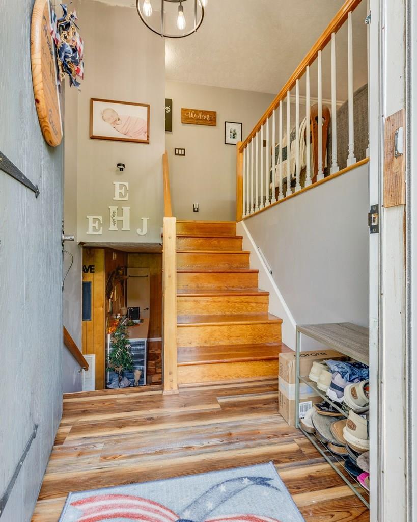 Photo of 636 E 2nd Street, Richlands, VA 24641 (MLS # 110460)