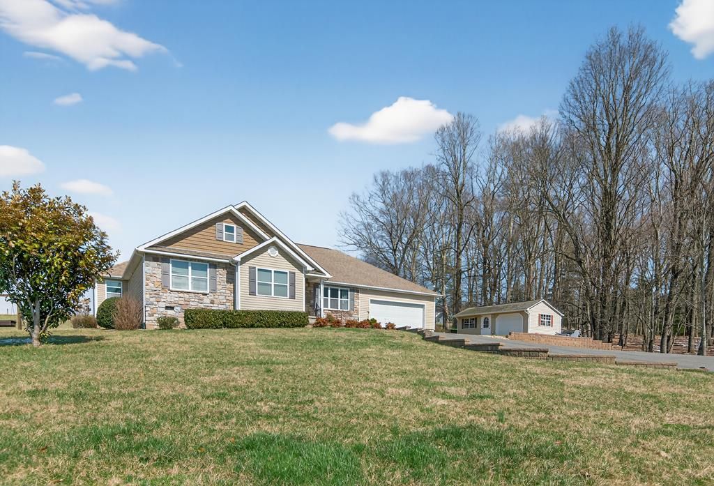 Photo of 1955 Joy Ranch Rd, Woodlawn, VA 24381 (MLS # 109223)