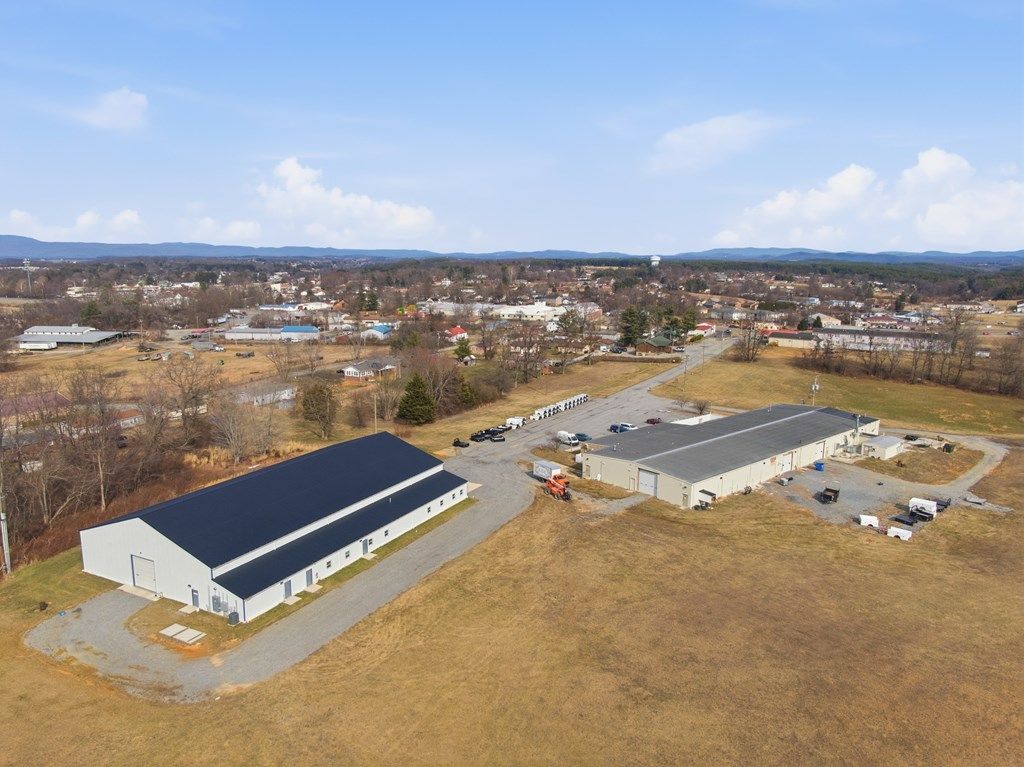 Photo of 5192 Dominion Dr, Dublin, VA 24084 (MLS # 105910)