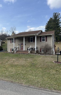 228 TERRY DR, RICHLANDS, VA 24641 - Image ed1322d3a3473fc0cea31943315a45d2/219369355