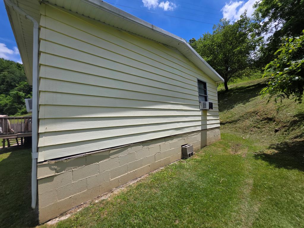 Photo of 217 Brown Hollow Rd, Richlands, VA 24641 (MLS # 110454)