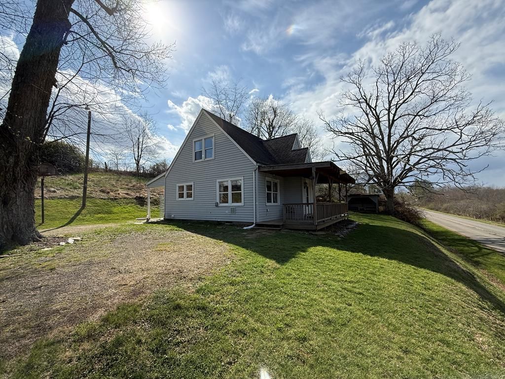Photo of 7414 Snake Creek Rd, Hillsville, VA 24343 (MLS # 109528)