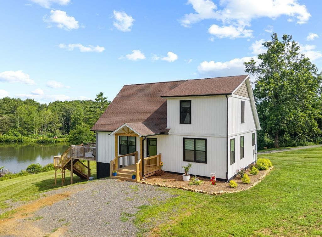 Photo of 447 Skyland Lakes Dr, Fancy Gap, VA 24328 (MLS # 100695)