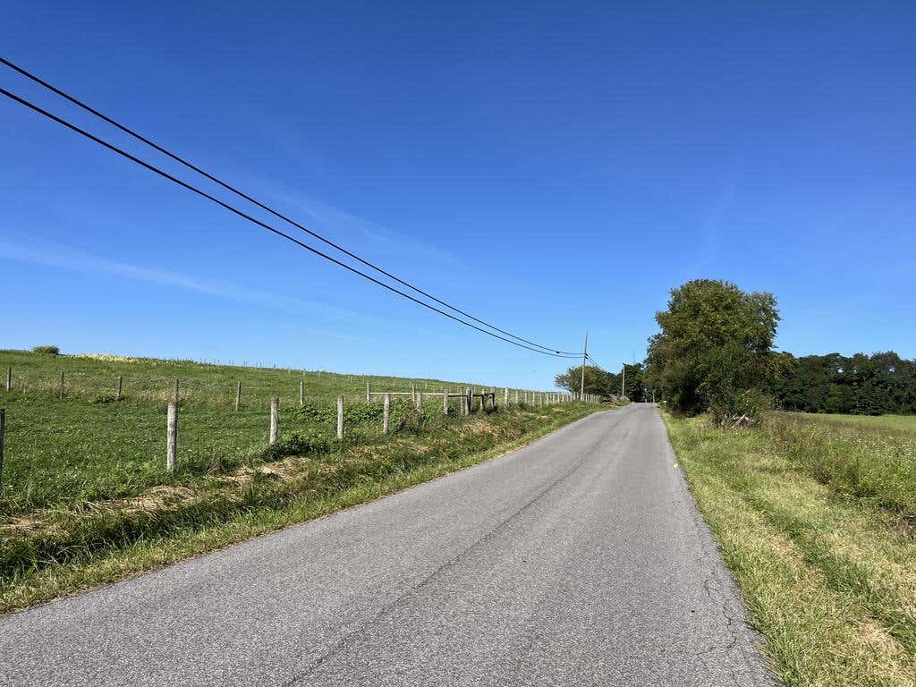 Photo of TBD Huckleberry #067 0095, Crockett, VA 24323 (MLS # 111639)