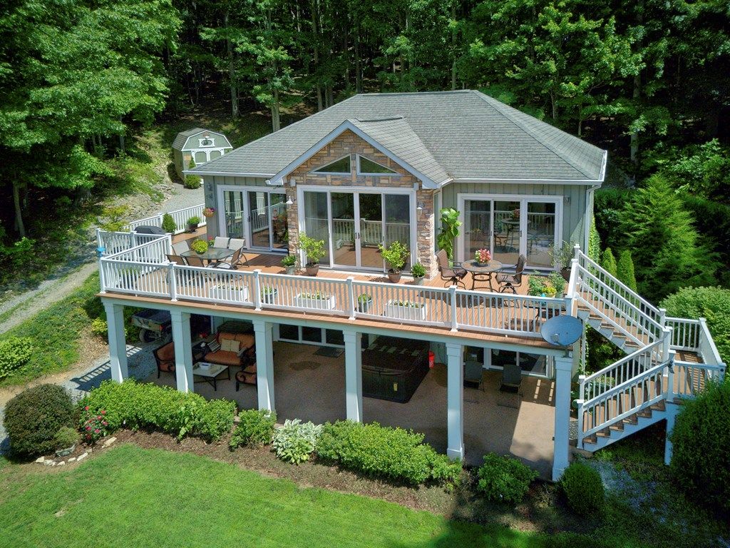 Photo of 1577 Stoney Battery Road, Marion, VA 24354 (MLS # 110675)