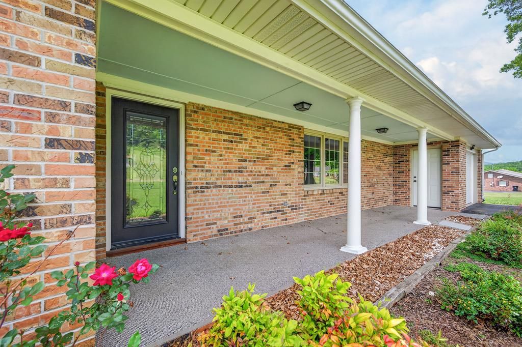 Photo of 348 Greystone Rd, Marion, VA 24354 (MLS # 110250)