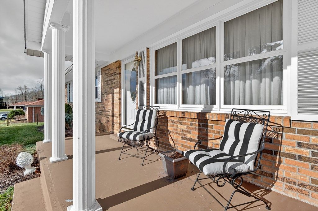 Photo of 131 Rosedale Heights L, Ln, Rosedale, VA 24280 (MLS # 104291)