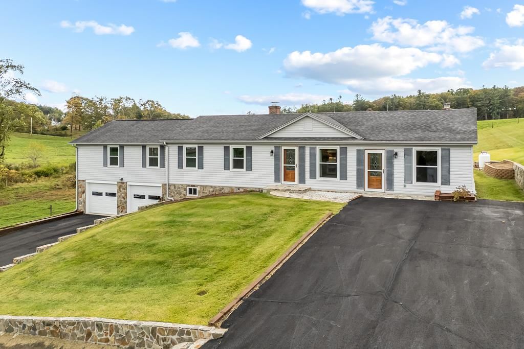 Photo of 103 Forest Ln, Galax, VA 24333 (MLS # 103725)